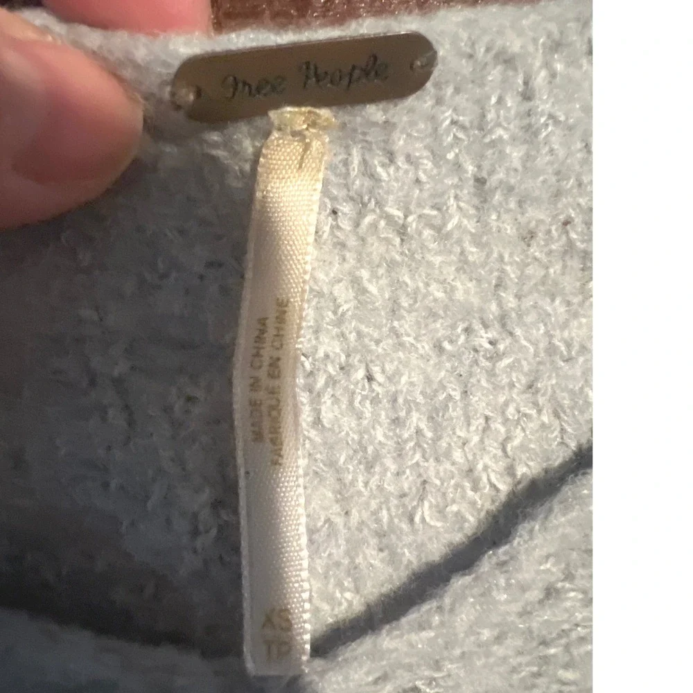 Free People Light Grey Alpaca‎ Blend V Neck Long Sleeve Sweater XS - Picture 2 of 8